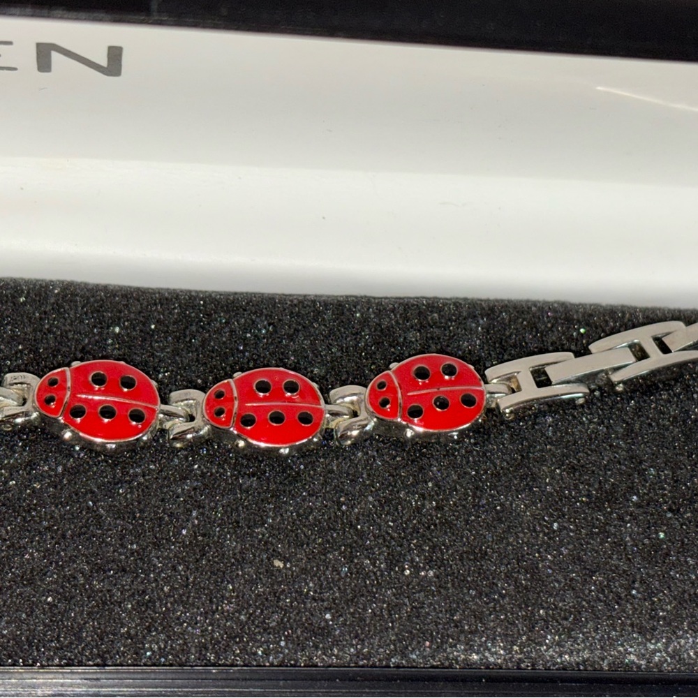 Gruen Red and Gold Enamel Lady Bug Watch Bracelet - Picture 5 of 14